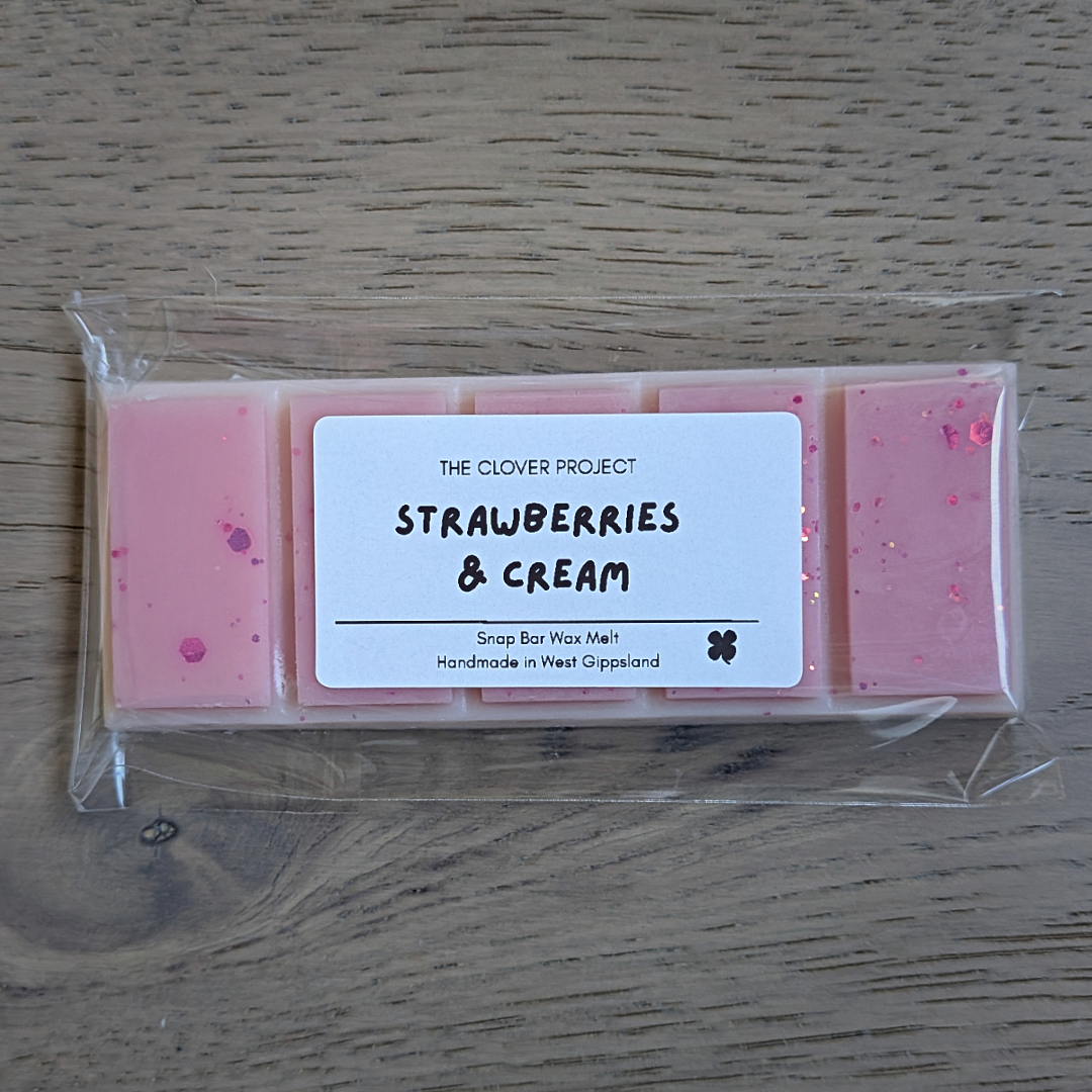 Strawberries & Cream Snap Bar